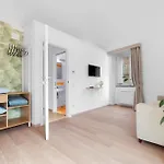 Unconventional Sorrento Coast 3*