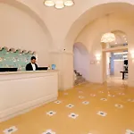 Unconventional Sorrento Coast מלון סן אנג'לו