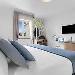 Unconventional Sorrento Coast Hotel