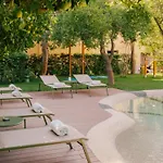 Unconventional Sorrento Coast Hotel Sant'Agnello