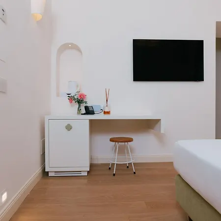 Unconventional Sorrento Coast Hotell