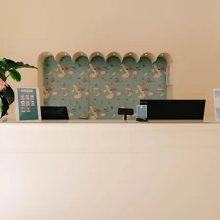 Unconventional Sorrento Coast Hotell 3*