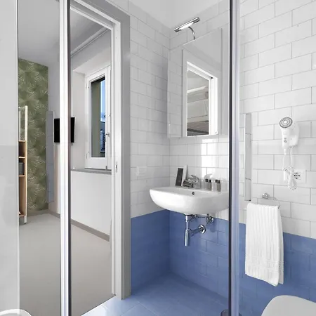 Unconventional Sorrento Coast 3*