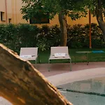 Hotel Unconventional Sorrento Coast 3*