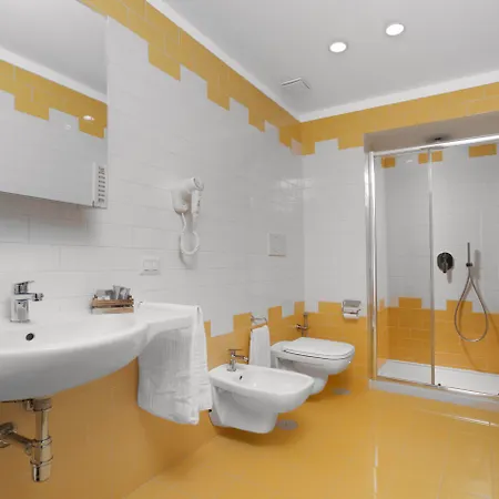 Unconventional Sorrento Coast Hotel Sant'Agnello