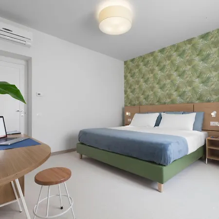 Unconventional Sorrento Coast Hotel