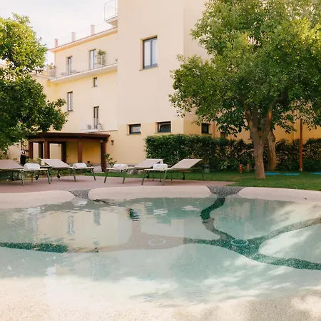 Unconventional Sorrento Coast 3* Sant'Agnello