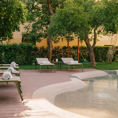 Unconventional Sorrento Coast Hotel