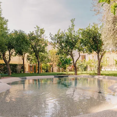 Unconventional Sorrento Coast 3* Sant'Agnello
