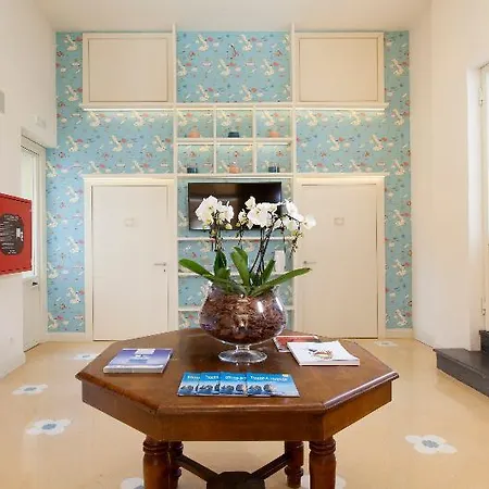 Unconventional Sorrento Coast Hotel
