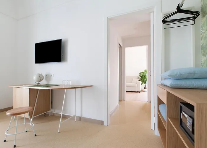 Unconventional Sorrento Coast