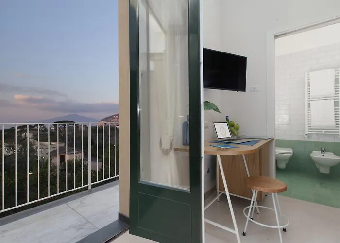 Unconventional Sorrento Coast Hotel
