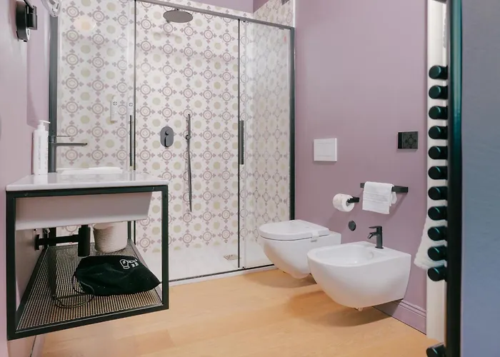 Unconventional Sorrento Coast Hotel 3*